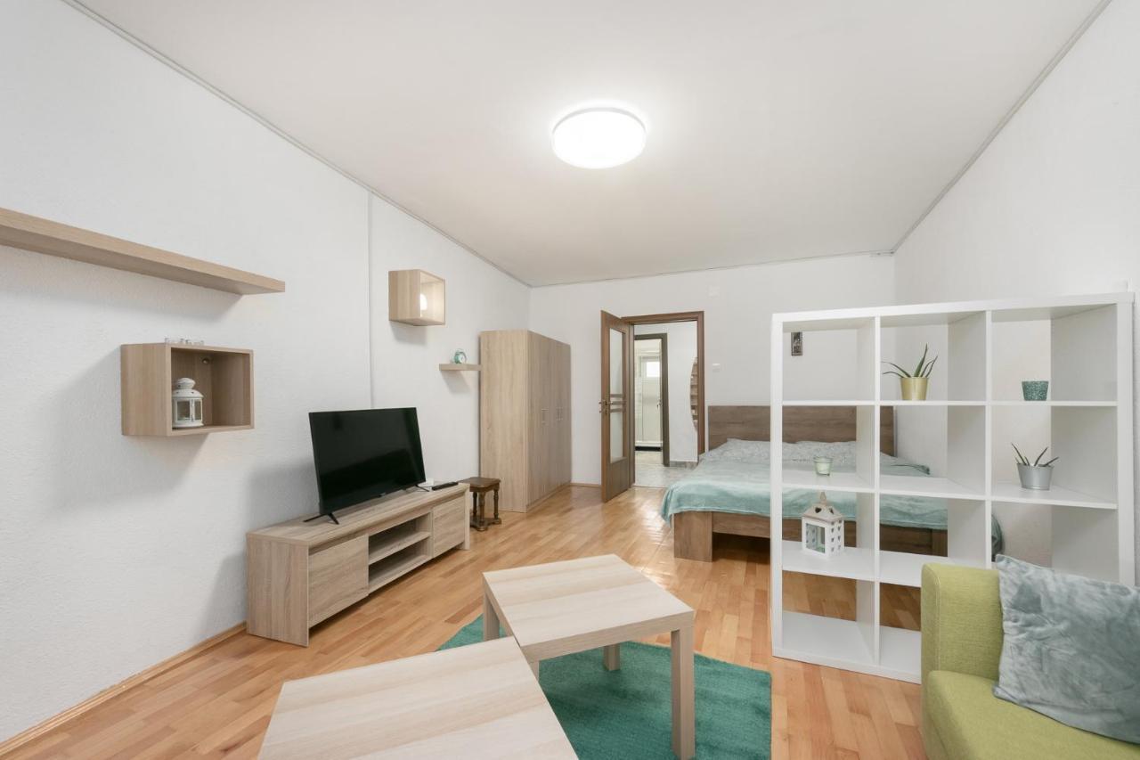 Vlad House Decebal Apartament Bucureşti