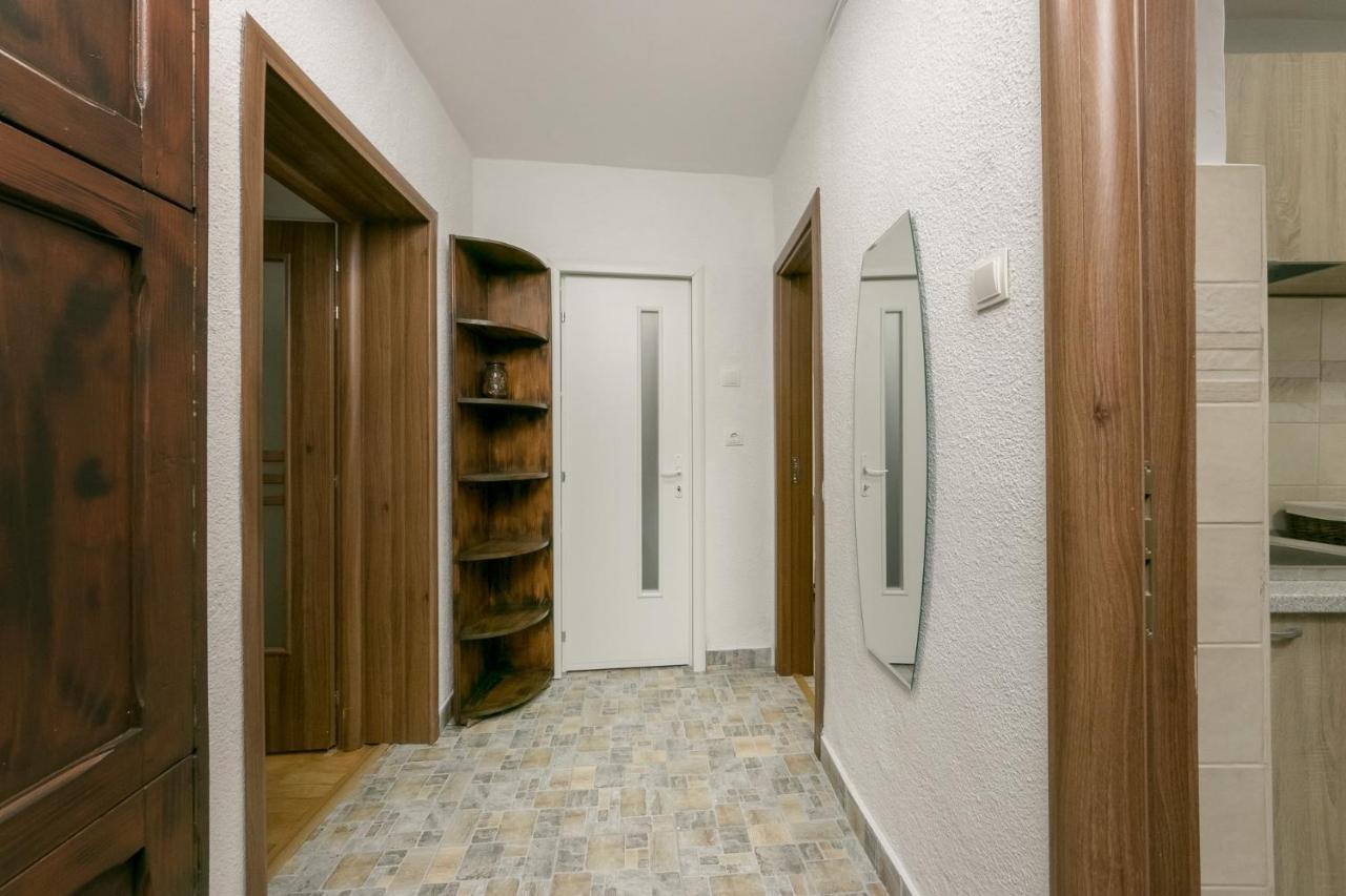 Apartament Vlad House Decebal *